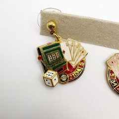 Signed 2008FL Slot Machine Roulette Dice Cards Vtg Costume Gold Tone 3D Earrings