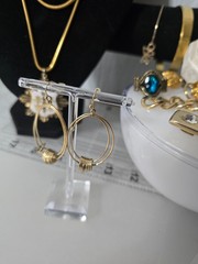 Nice Versatile Mixed metals materials Gold/Silver tone Lot Jewelry some Signed