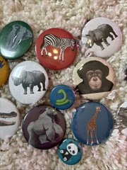 14 Pc Vintage Pinback Buttons Animals Metal Cute Backpack Decor Jackets Collect