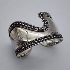 DELL Bead Modernist Abstract – Sterling Silver 925 Wide Cuff Bangle – 6.8″