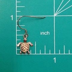 925 Signed Sea Turtle Earrings 1in Drop Vermeil Shell Sterling Silver VTG