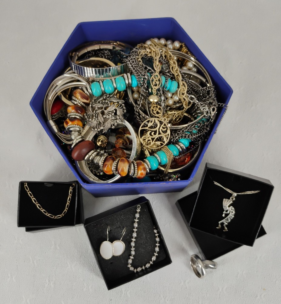 Vtg-Modern Jewelry Lot Wearable Signed 925, 14KGP Lia Sophia Napier Avon No Junk