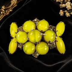 Vtg Lime Green Moonglow Cabochon Rhinestone Brooch Atomic MCM Gold Tone