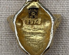 Mimi di N Fox Head Gold Tone Pendant Signed – 1974 and Small Necklace Chain