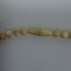 Vintage Mother of Pearl Graduated Bead Necklace 36″ Peach Cream MOP Barrel Clasp