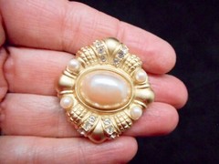 Authentic Vintage Contemporary SAXON Rhinestone & Faux Pearl Brooch