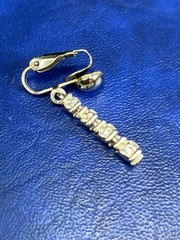 Vtg Silvertone 4 Rhinestone Linear Bezel Set Dangle Drop Clip On Estate Earrings