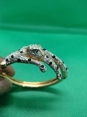 Vtg Two Tone Metal And Crystals, Gold Plated 6,5 Inner Circumference And An Oval