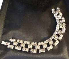 Vintage Rhinestone Raised Prong Setting Bracelet 7” X 3/4”