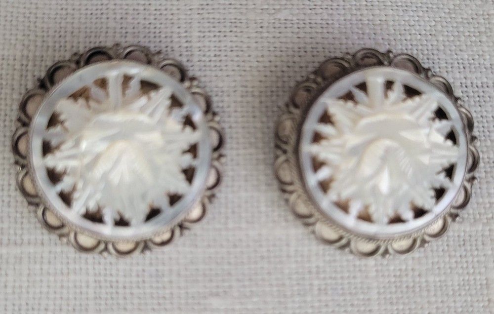 Vintage Signed Sterling Silver 925 Floral Round White Clip-On Earrings