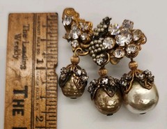 1940’s Signed Miriam Haskell Faux & Seed Pearl Dangle Clip On Earrings
