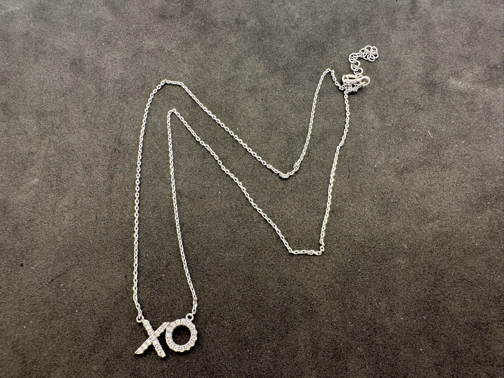 2.06g Vintage Sterling Silver 925 XO Pendant Necklace Adjustable M 17 in