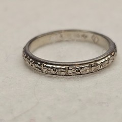 Antique BELAIS 18K White Gold Engraved Wedding Band Ring Art Deco Size 5.5
