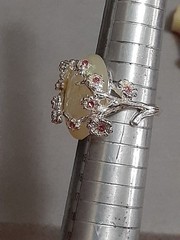 Opalite cabochon ring W/cherry blossom design silvertone metal red stones size 6