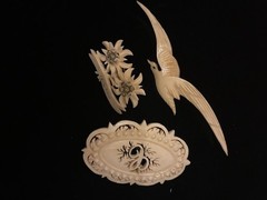 Chinese Export Carved Bovine Bone Brooch Demi Vintage Antique Jewelry