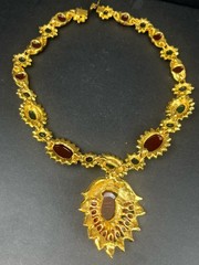 Kenneth Jay Lane KJL Jackie O Maharani Necklace Ruby Emerald Cabochon COA Box