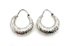 Vintage .925 Sterling Silver Embossed Leaf Puffy Hoop Inserting Wire Earrings