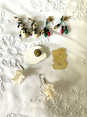 Vintage Christmas Jewelry Lot of 17 Pieces Earrings Pins Brooch Mixed Material