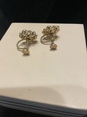 Vintage Aurora Borealis Rhinestone Flower Screw-Back Earrings