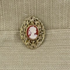Lot of 9 Assorted Vintage Brooches