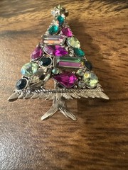 Vintage Hollycraft Purple & Green Christmas Tree Brooch Christmas Tree. Rare!