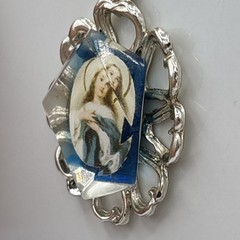 Vintage Virgin Mary Lucite Pendant Necklace Blue Faceted Religious Medal 18”