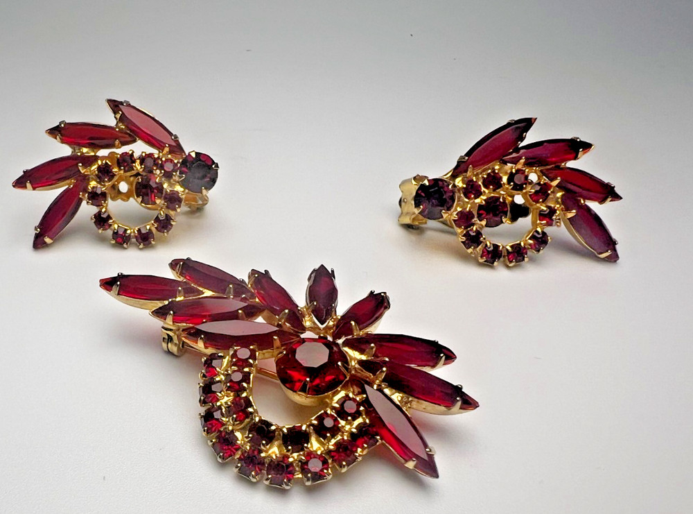 Authentic D&E Juliana Dark Siam Red Marquis Spray Brooch and Earrings Set