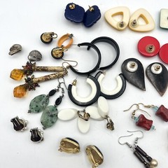 Lot of 20 Pairs Vintage Earrings Rhinestone Plastic Stone Some Signed Clip Post