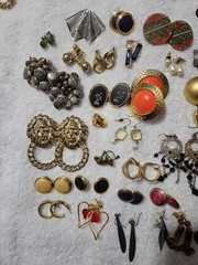 Vintage Earrings For Pierced And Non Pierced Ears. All Have Mates. About 50 Pai