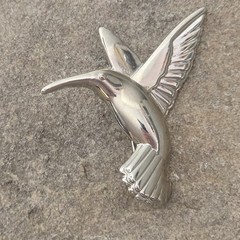 Hummingbird and Seagull Lot Silver Tone Birds Animal Figural Vintage Brooch Pins