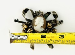 Vintage Early Hobe 925 Sterling Silver 1/20 14k Gold Cameo Flower Bow Brooch