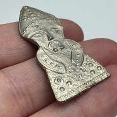 Vintage Pilgrim Brooch Silver Tone Brooch Pin Thomas Becket Canterbury Cathedral