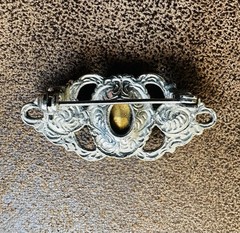 Elegant Vintage Victorian Style Bar Brooch Pin Silver Tone Blue Sapphire 1.5″