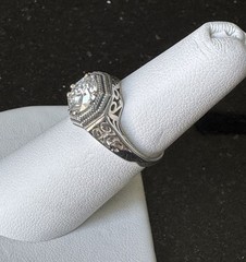 Vintage AVENA S925 Sterling Silver Art Deco Style Moissanite Ring Size 5.5