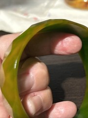 Vtg 30g RARE Diamond Cut Faceted End Day Green Yellow Bakelite Bangle Bracelet