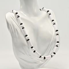 TRIFARI Vintage Original Signed Lucite Acrylic Beaded Designer Estate Necklace