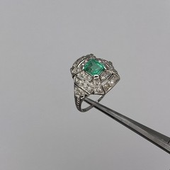 Art Deco Platinum Ladies 6.6x6mm 1.00ct Green Emerald & Diamond Ring Size 8.5