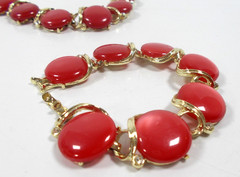 Lisner Vintage Red ‘Moon glow’ Lucite Thermoset Necklace & Bracelet Jewelry Set