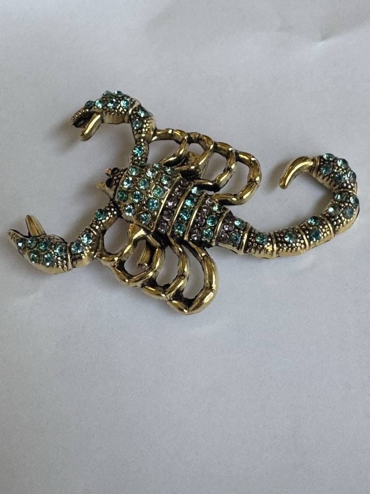 Vintage Rhinestone Scorpion Figural Brooch Aqua Teal Crystal Antiqued Gold Tone