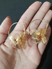 Vintage Style Golden Filigree Layered Flower Hoop Earrings