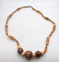 Vintage light and dark wood bleached design beaded necklace 22 inch