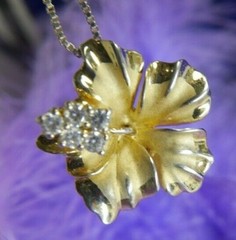 Hibiscus white stone VERMEIL 0.925 Sterling Silver Estate 20″ BOX Chain Necklace