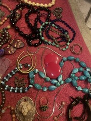 Lot Vintage Costume Jewelry Modern Mixed Wear Craft Resell Necklace Earrings Etc