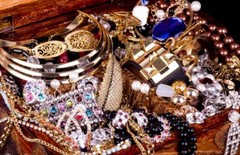 Jewelry Lot ALL Good Wear Resell Brooch Art Estate Vintage Modern 5 Pc NO Junk