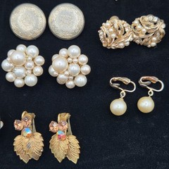 Lot of 14 Vtg Earrings Warm Gold & White Clip-On & Screwback Austria Japan Coro