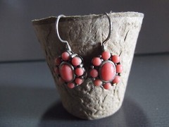 1 Pair Old .75″in Pinkish Flower Style Long Wire