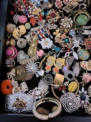 HUGE *REPAIR~HARVEST~CRAFT* Vintage & Costume Jewelry Lot RS * 350+ PCS 14+ Lbs