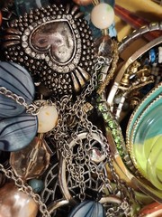Vintage to now jewelry lot #112