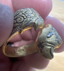 VTG Spain Damascene Metal Coiled Ring Double Eagle Head Scroll-work Golden-color