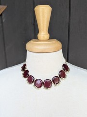 Vintage Deep RED Burgundy Maroon ROUND Thermoset Gold Tone 16″ Necklace Choker